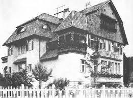 Ul. Jastrzębia 18/20